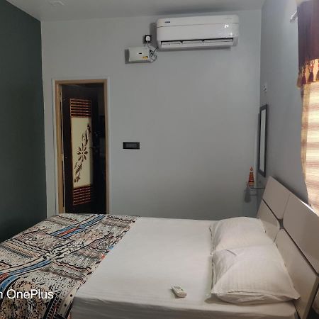 Lee Homestay Hampi Luaran gambar
