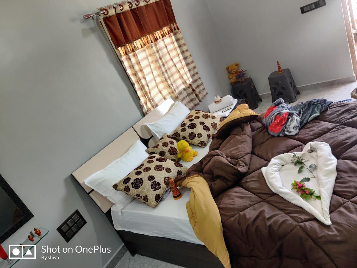 Lee Homestay Hampi Luaran gambar