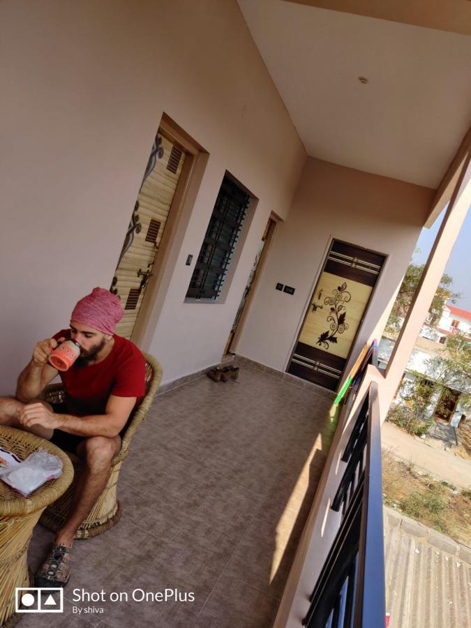 Lee Homestay Hampi Luaran gambar